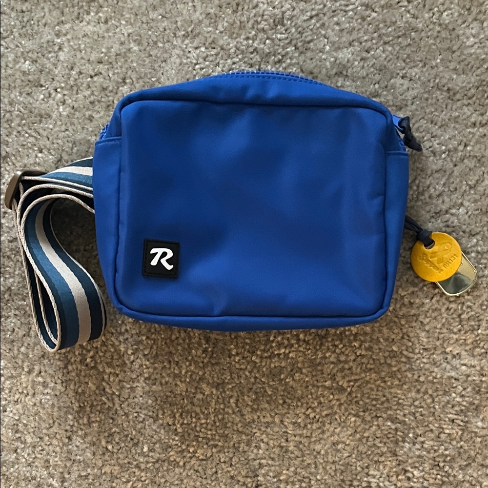 R Riveter belt bag